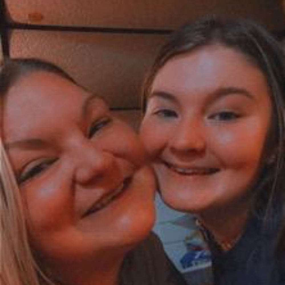 Meet your Posher, Misty